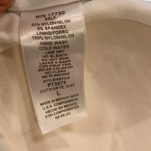 Xhilaration Women’s Floral Bikini Set - Picture 5 of 5